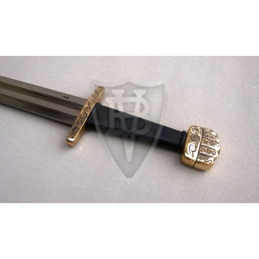 Viking kard a IX. századból, réz szerelékkel